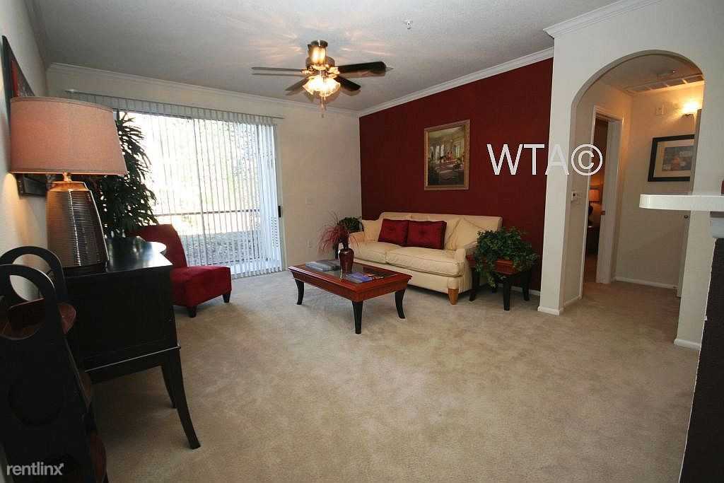 2222 & 620 - Photo 2 of 8