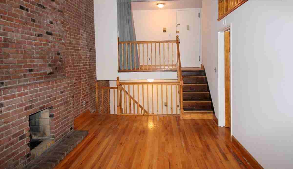 Central Park West & W 73rd St #4