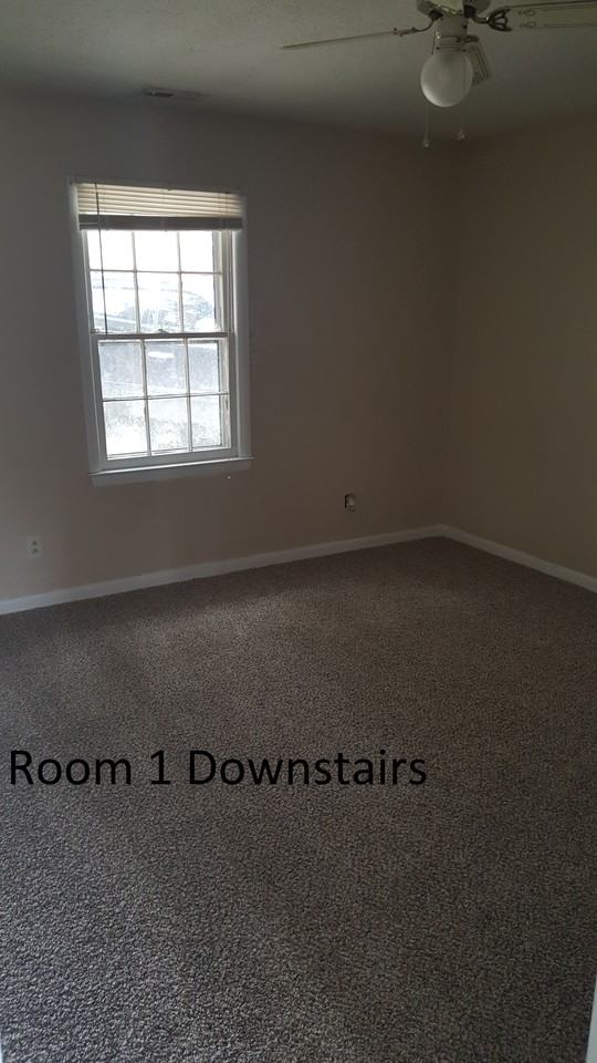 6458 Easthampton Road - Photo 3 of 8