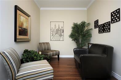 392 Front St - Photo 2 of 12