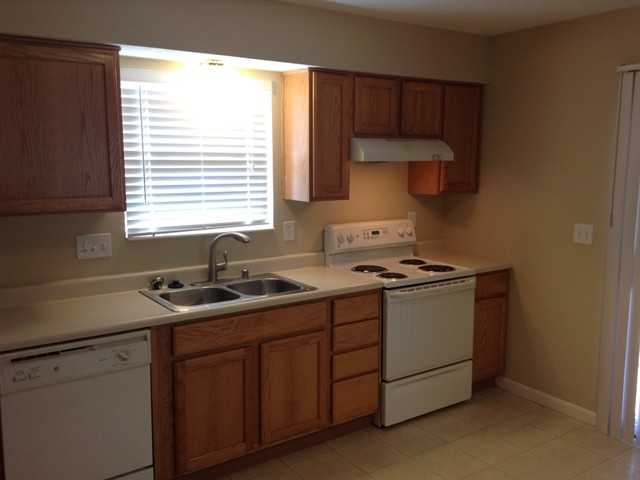 7855 Highbrook Dr - Photo 3 of 14