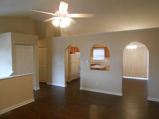 988 Drayson Dr - Photo 3 of 16