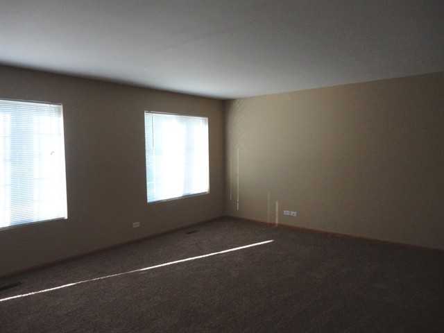 39762 Ackworth Ln - Photo 3 of 14