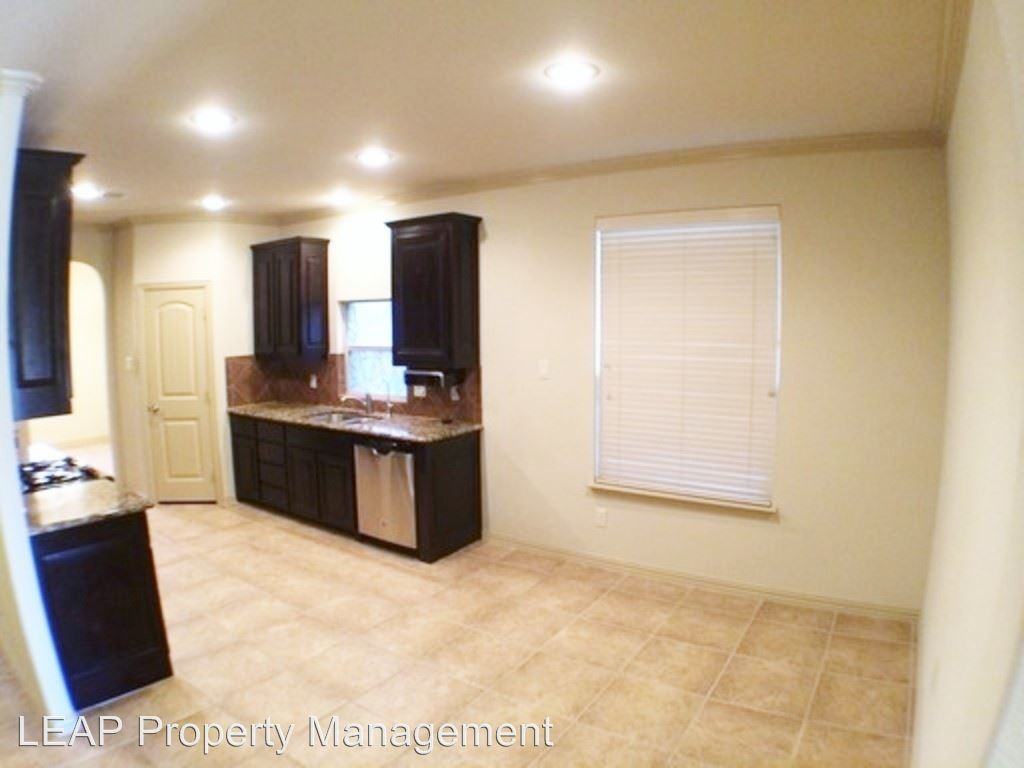 3732 Redwood Creek Ln - Photo 3 of 21