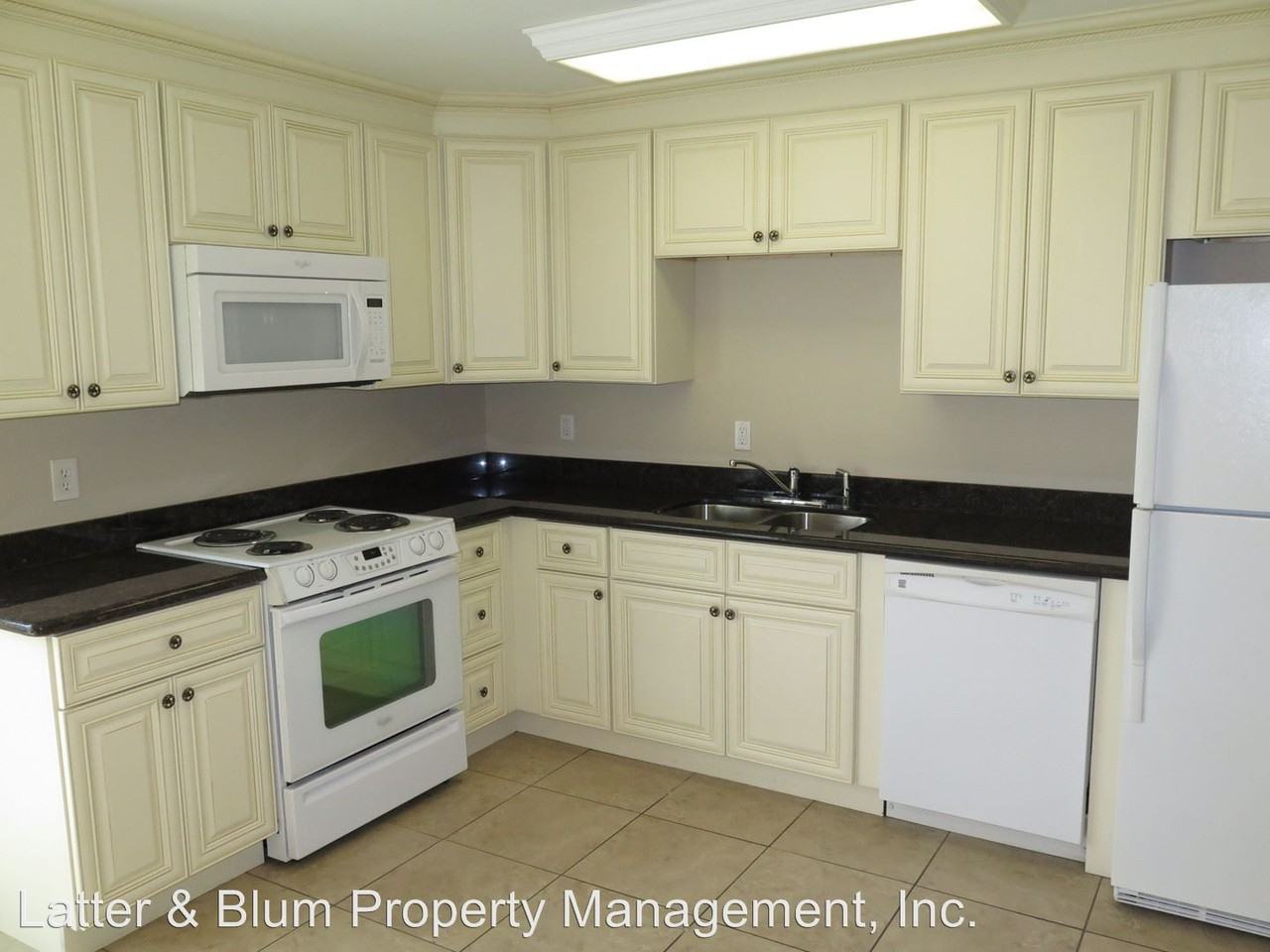 4832 Finch St #C - Photo 2 of 16