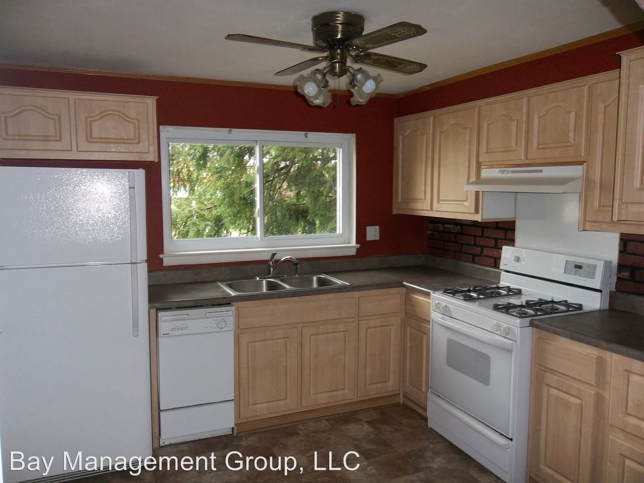 1721 Langford Rd - Photo 3 of 11