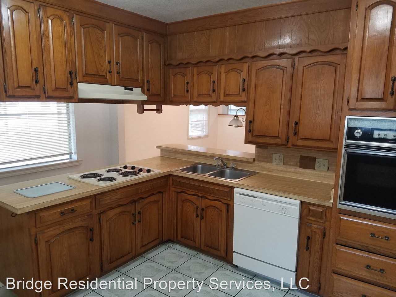 5813 Trigg Dr - Photo 3 of 15