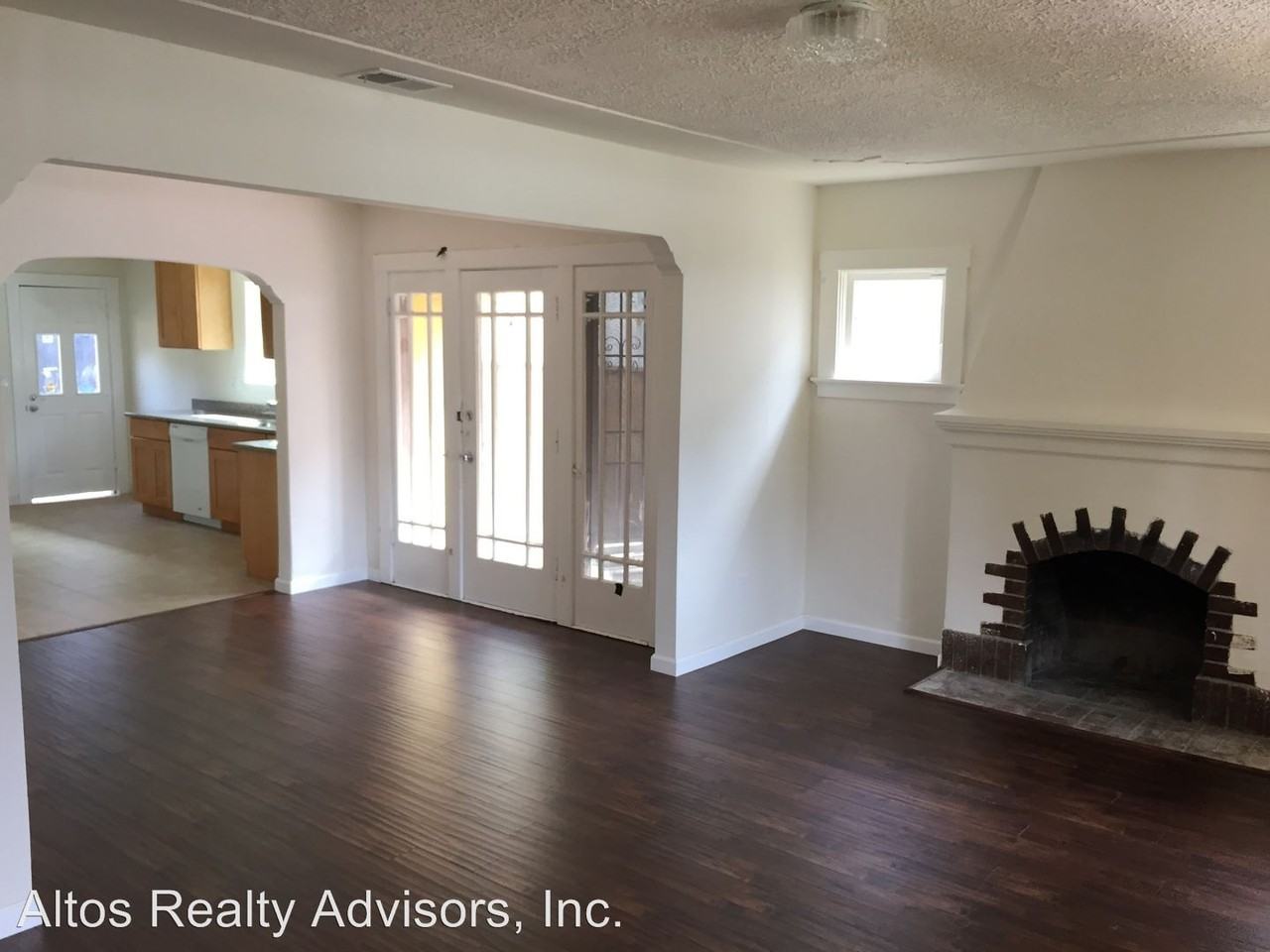 136 Cleveland Ave - Photo 2 of 13