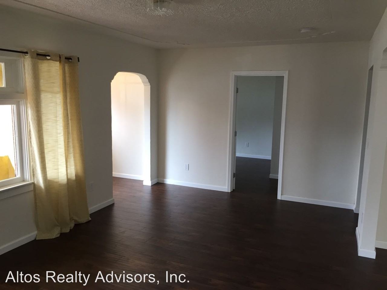 136 Cleveland Ave - Photo 3 of 13