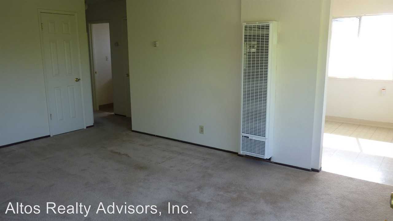 2238 Tomasina Ct - Photo 3 of 9