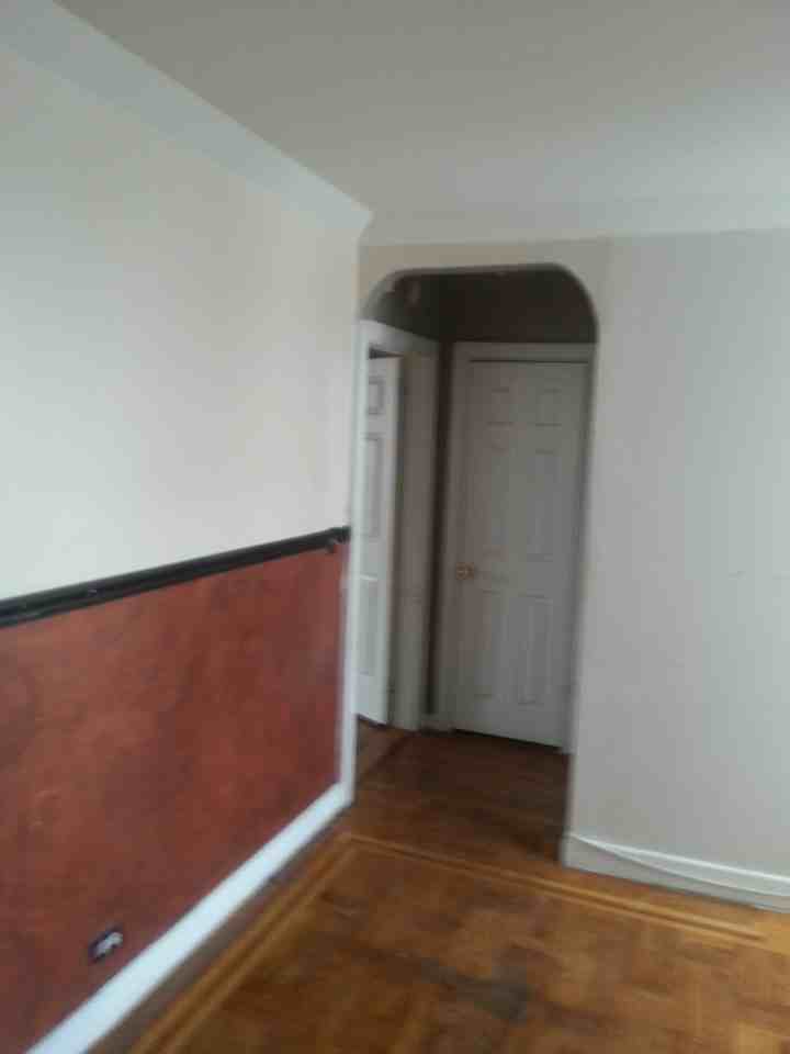 2108 Chatterton Avenue ##3B - Photo 3 of 5