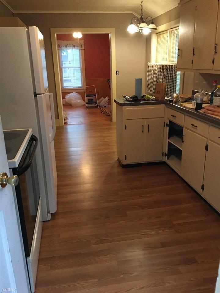 1215 Union St - Photo 2 of 19