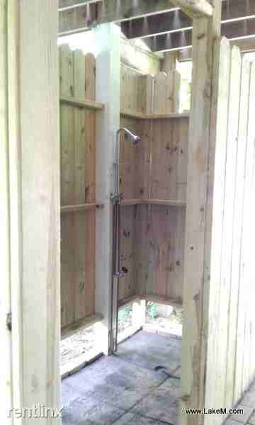 7126 Ridgeway St - Photo 2 of 10