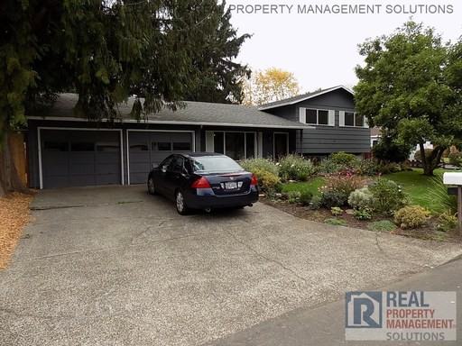 11925 SE Juniper St - Photo 2 of 34
