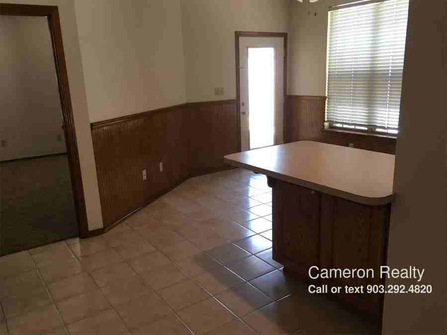 813 E McDonald St #1 - Photo 2 of 12