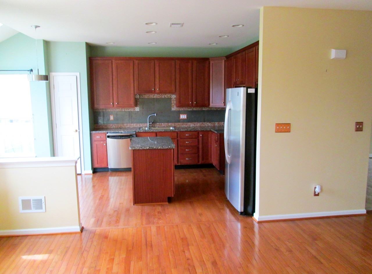 43108 Baltusrol Terrace - Photo 2 of 11