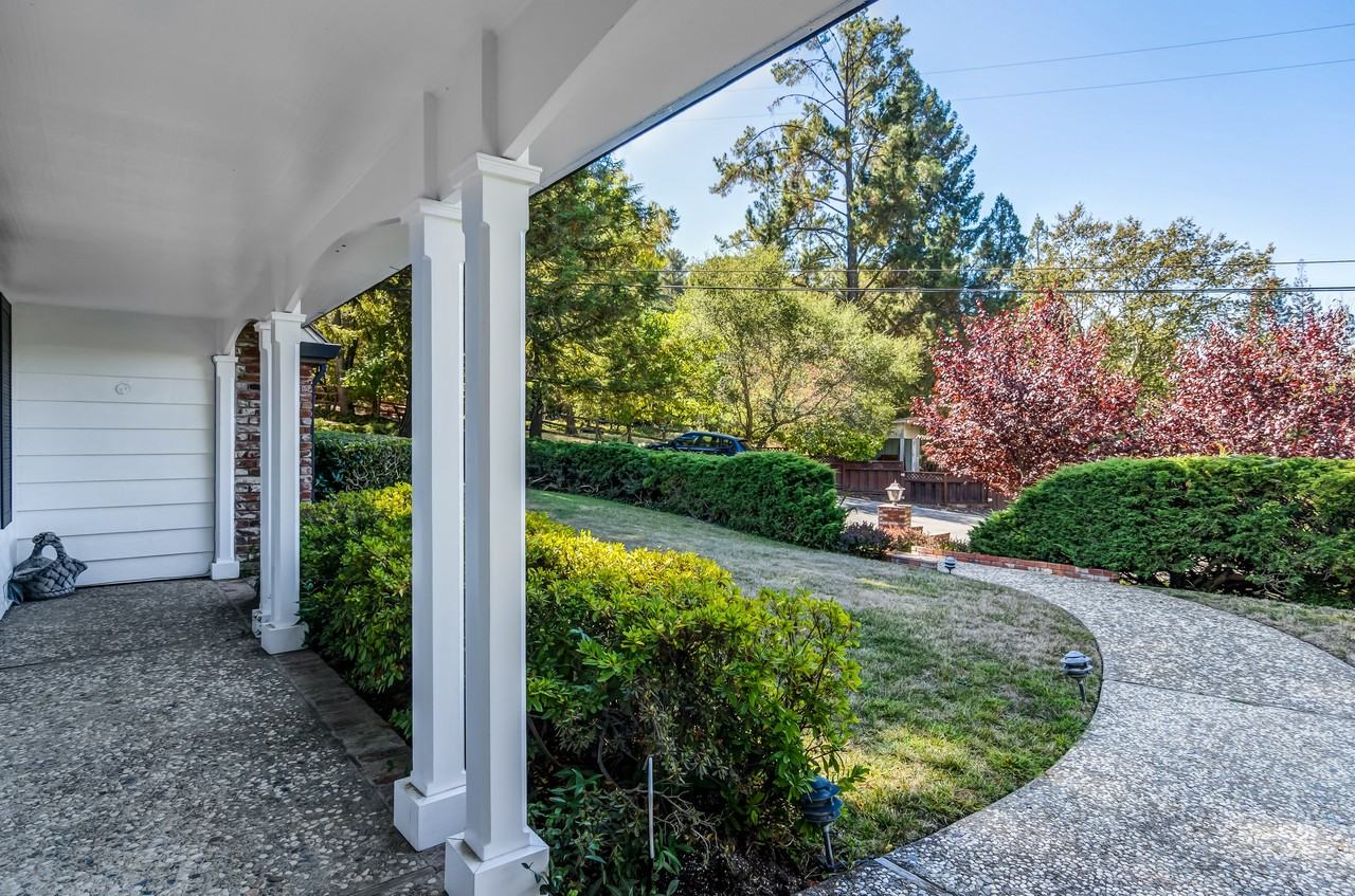 534 Miner Road - Photo 2 of 9