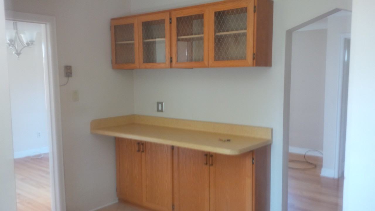 22 Mowat Street #A - Photo 3 of 8