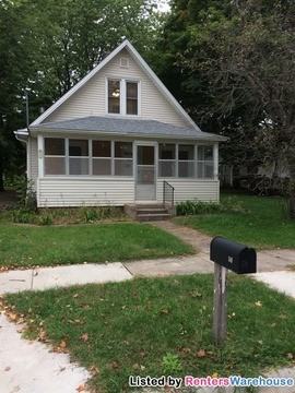 50 Linden Ave N - Photo 3 of 17