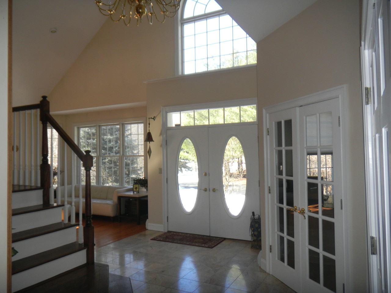 145 Bentley Cir - Photo 2 of 22