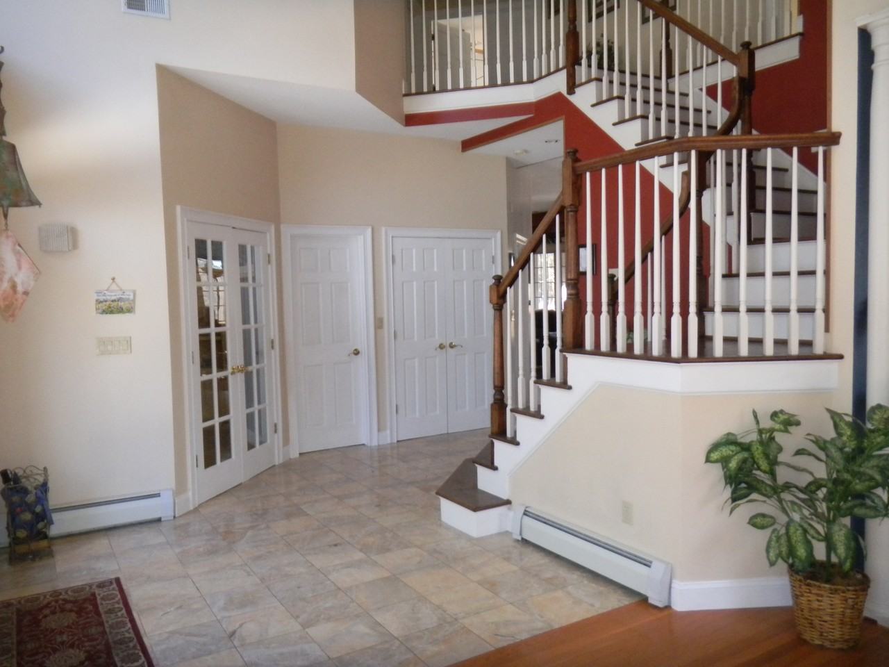 145 Bentley Cir - Photo 3 of 22