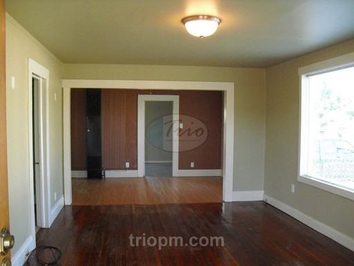 3905 E 14th Ave - Photo 3 of 7