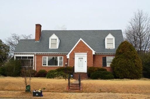 1246 Overbrook Rd - Photo 2 of 9