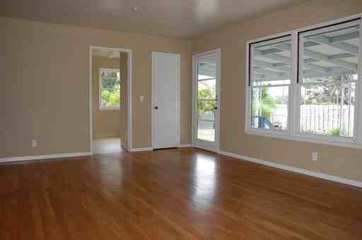 1317 Los Alamos Pl - Photo 2 of 14