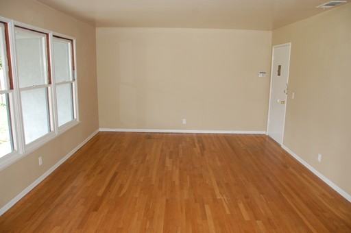 1317 Los Alamos Pl - Photo 3 of 14