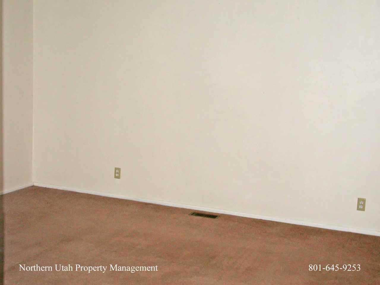 290 W 5200 S - Photo 3 of 6