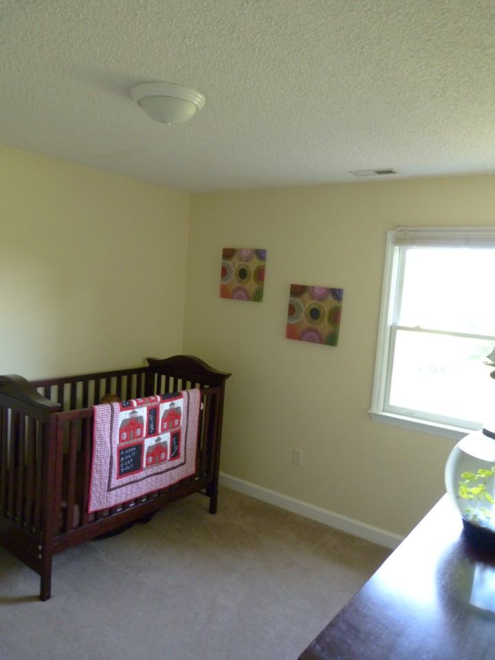 211 Sandlewood Dr - Photo 3 of 15