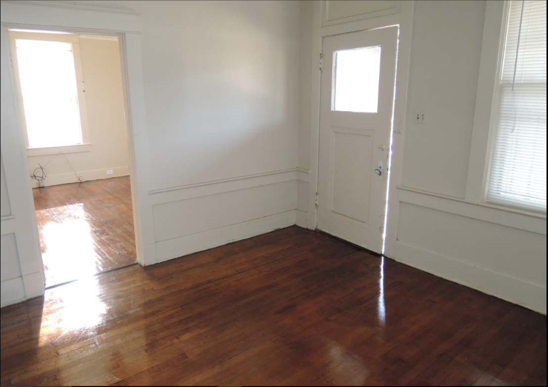 970 Galloway Ave - Photo 3 of 13