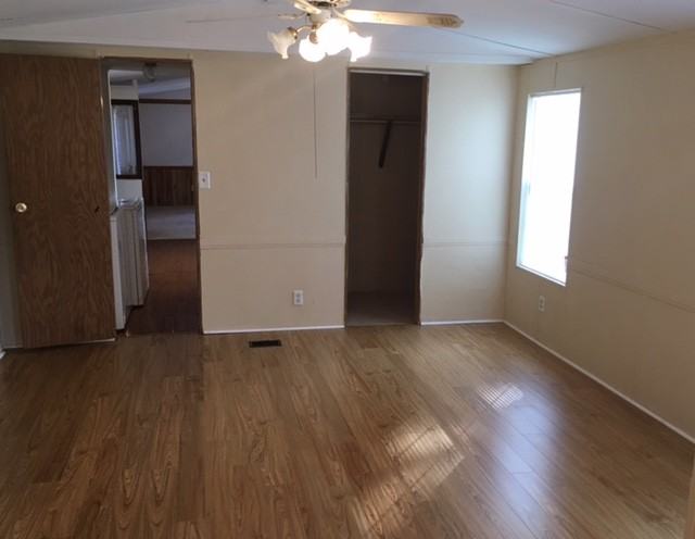 1039 Alden Dr - Photo 3 of 12