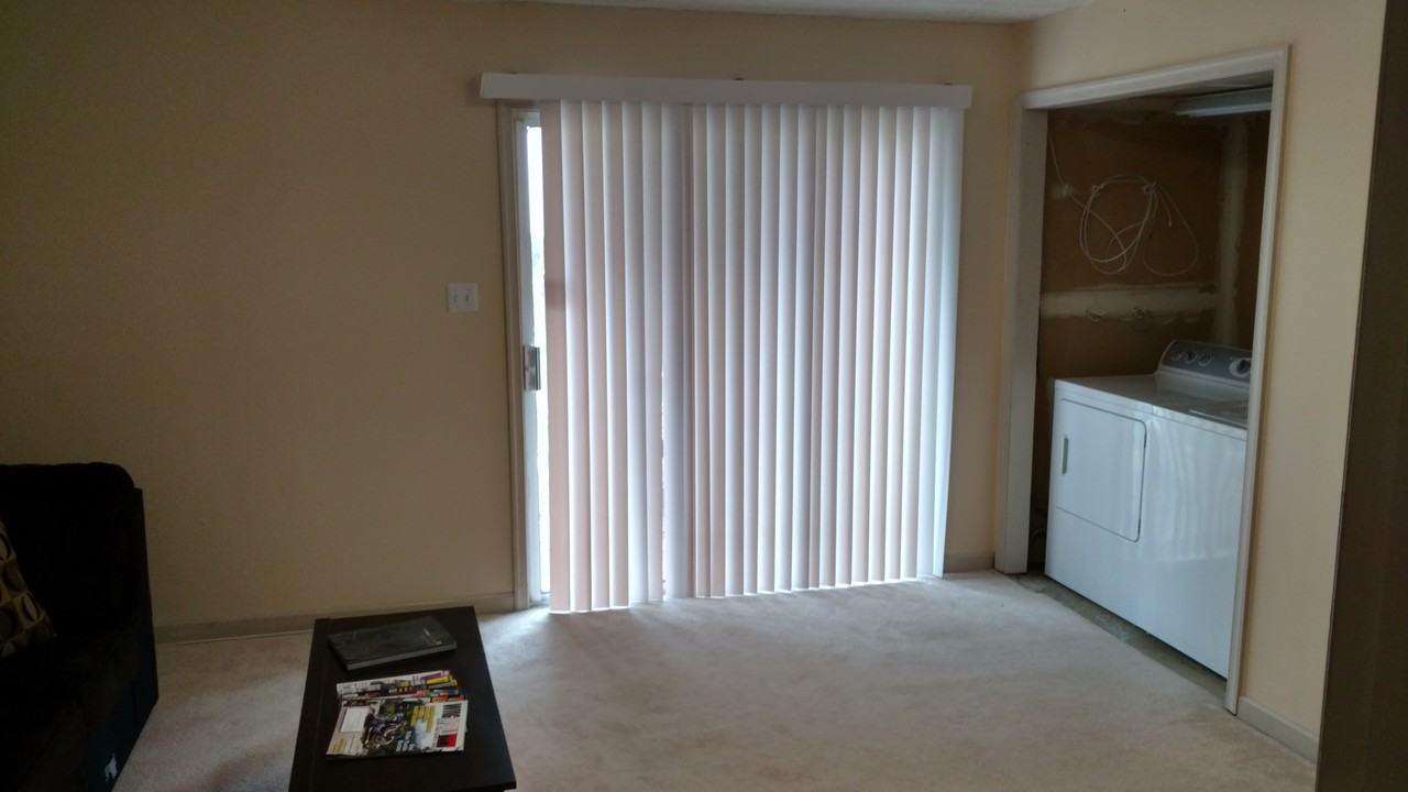 8 Kerry Ct - Photo 3 of 12