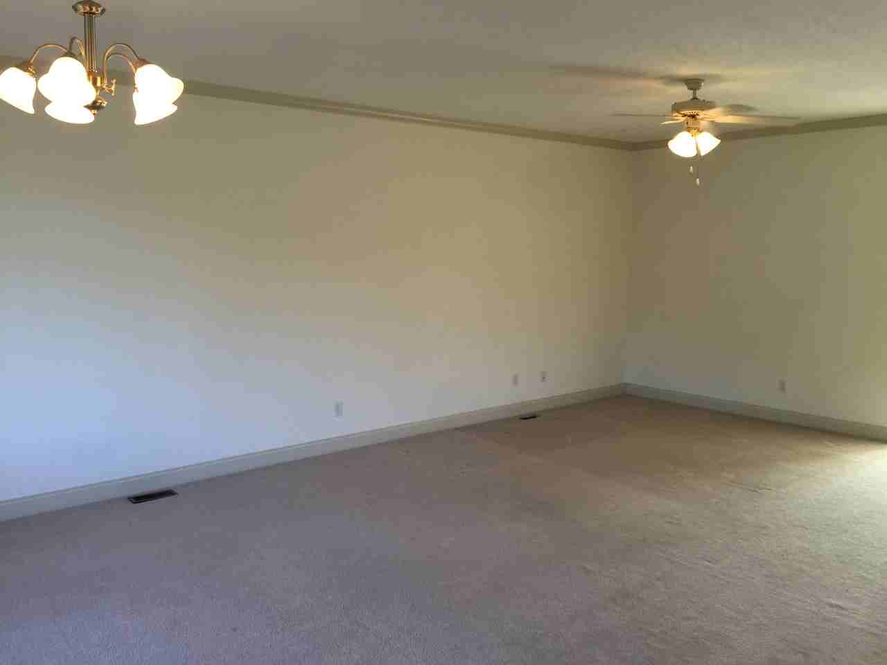 2633 Blossom Trl E - Photo 2 of 31