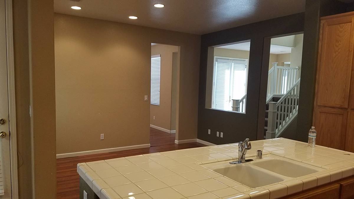 2720 Shofield Ln - Photo 3 of 21