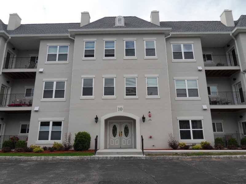 1016 Brittany Dr #1016