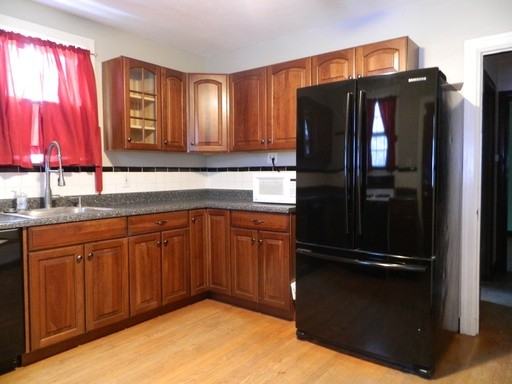 7305 Lansdowne Ave - Photo 2 of 16