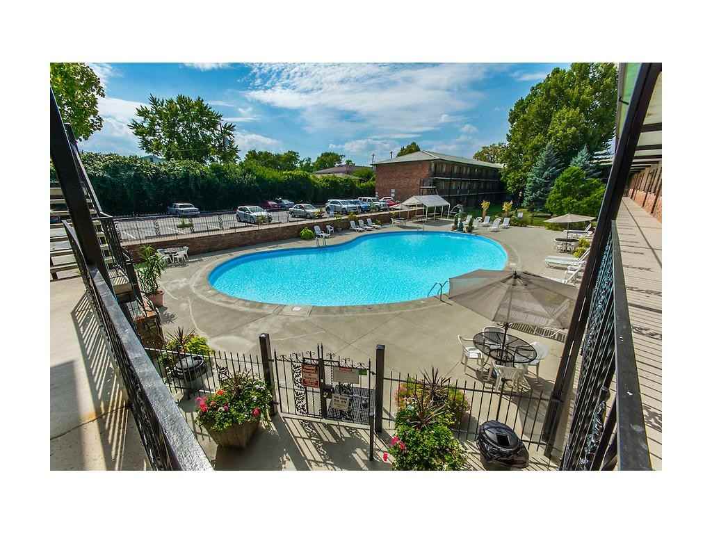 Colony Square Apartments 680 Riverview Dr, Columbus, OH 43202 Zumper