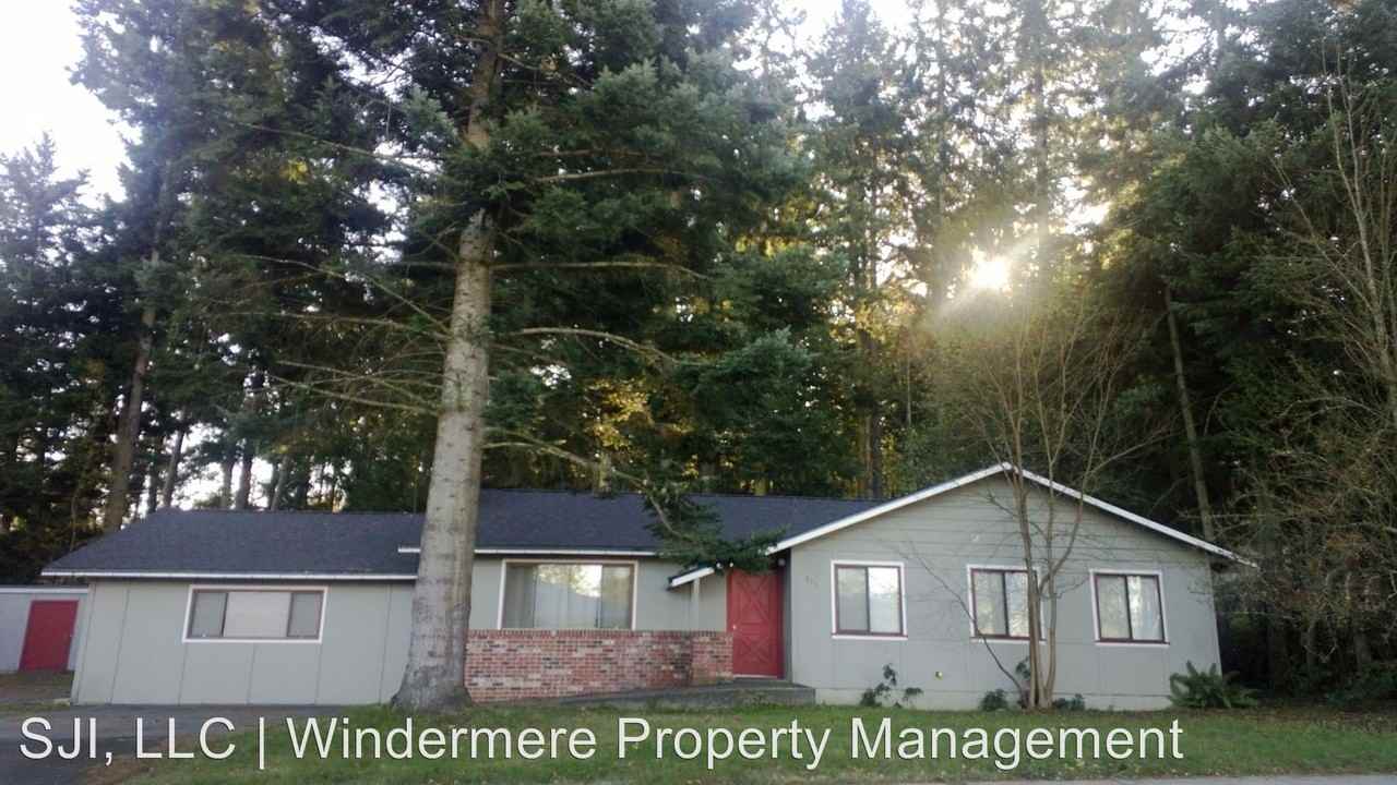 955 Guard St - Photo 2 of 8