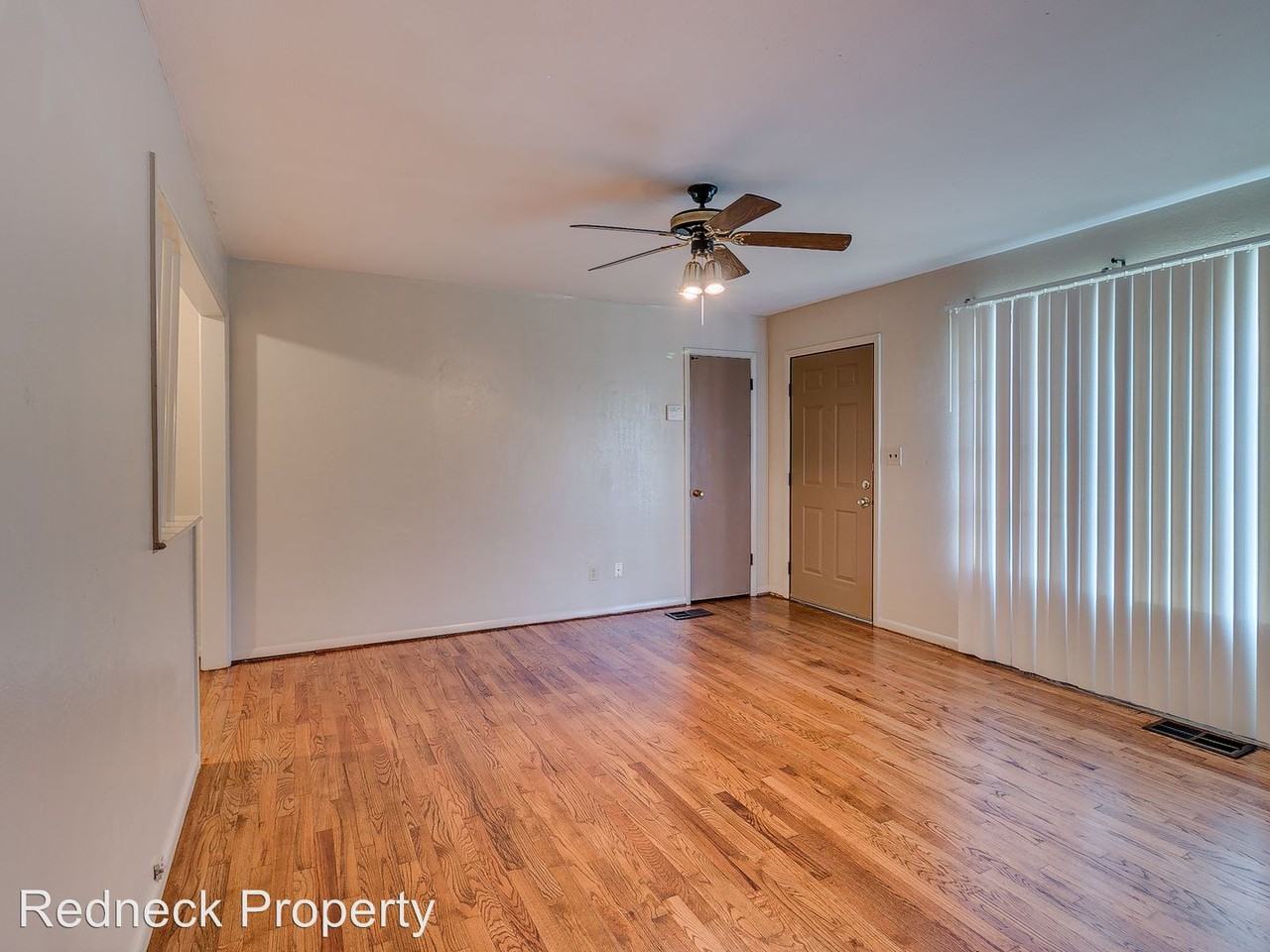 2640 SW 54th St - Photo 2 of 18