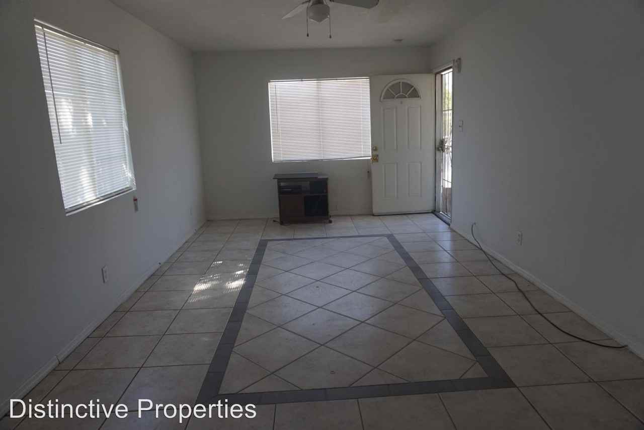 415 S Owens St - Photo 2 of 8