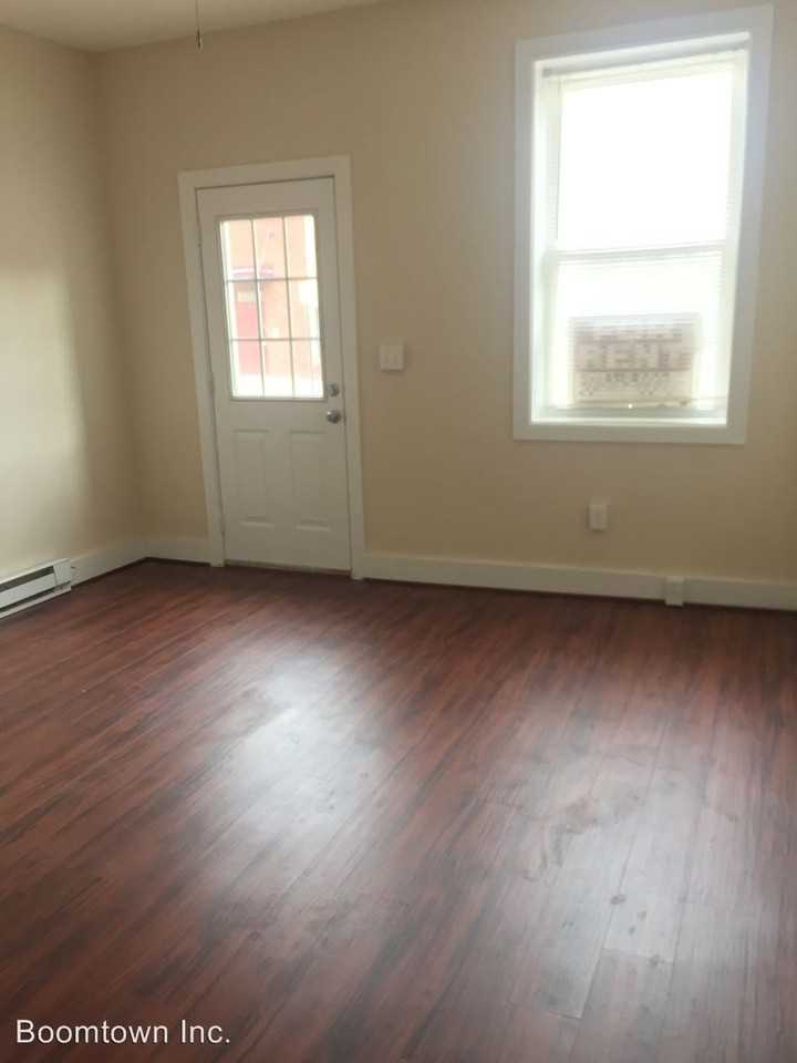 108 E South St - Photo 3 of 20