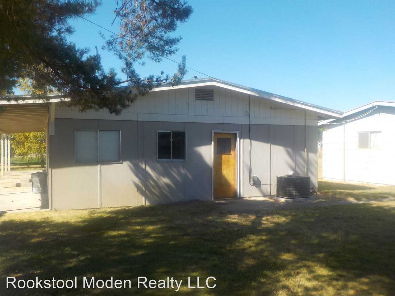 7025 Old Midland Rd - Photo 3 of 12