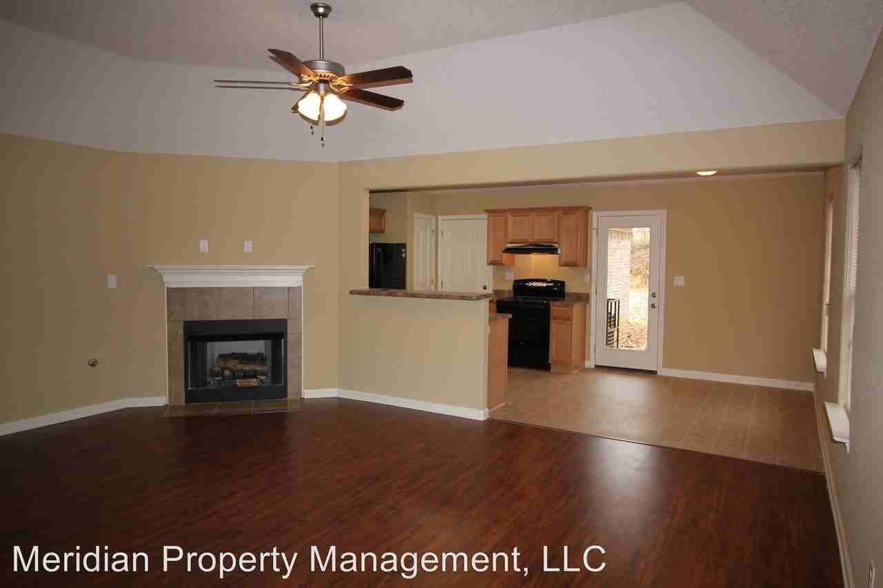 1039 Crayton Ridge Dr - Photo 2 of 9