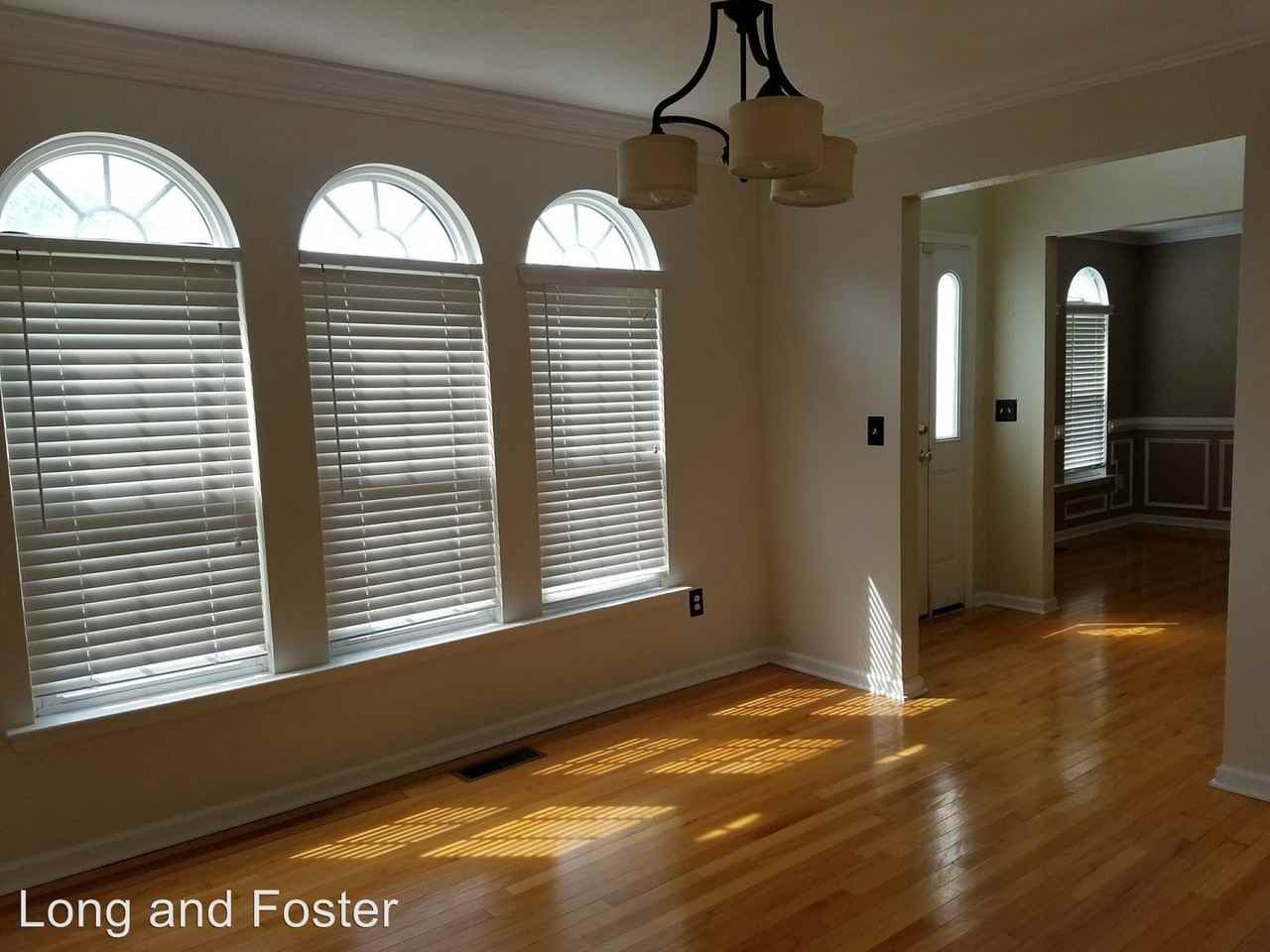 102 Summer Way - Photo 3 of 16