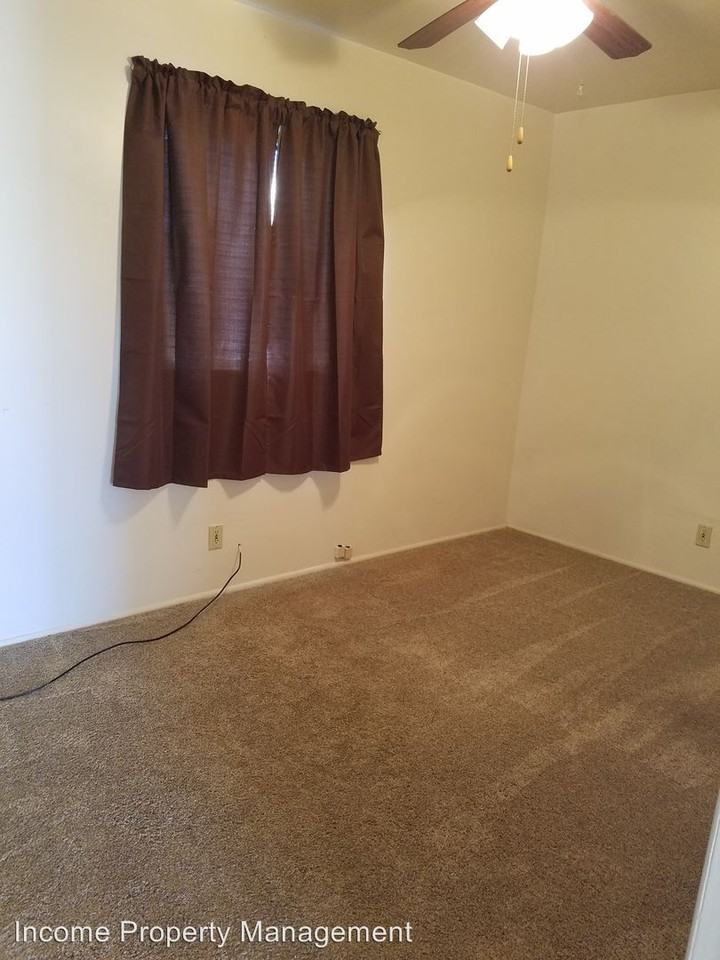 800 Sierra Vista Dr - Photo 3 of 15