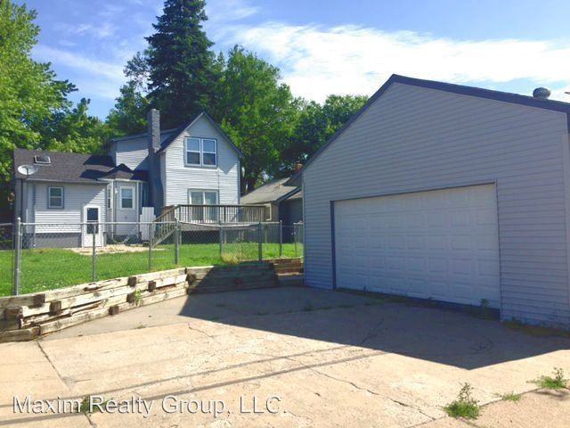 4803 Charles St - Photo 3 of 15