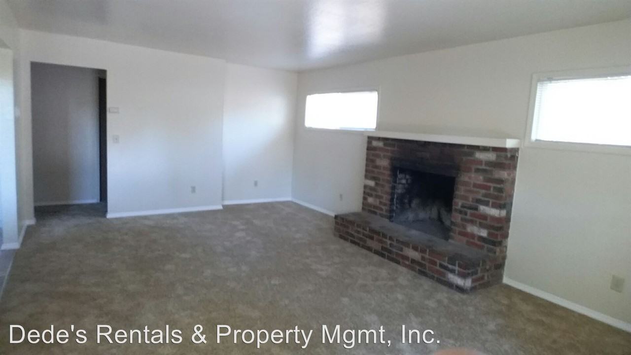 1208 Morgan St - Photo 2 of 9