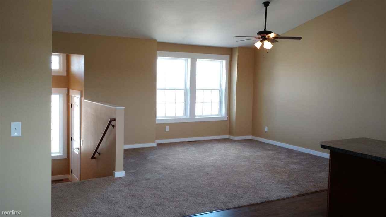 13665 Mulberry Ln - Photo 3 of 8